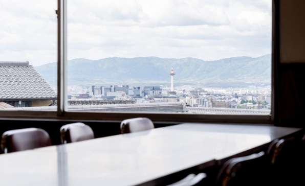 梅山堂 第三営業所